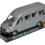 Samochód osobowy Mercedes-Benz Sprinter (szary) na tablecie, Tigres szary