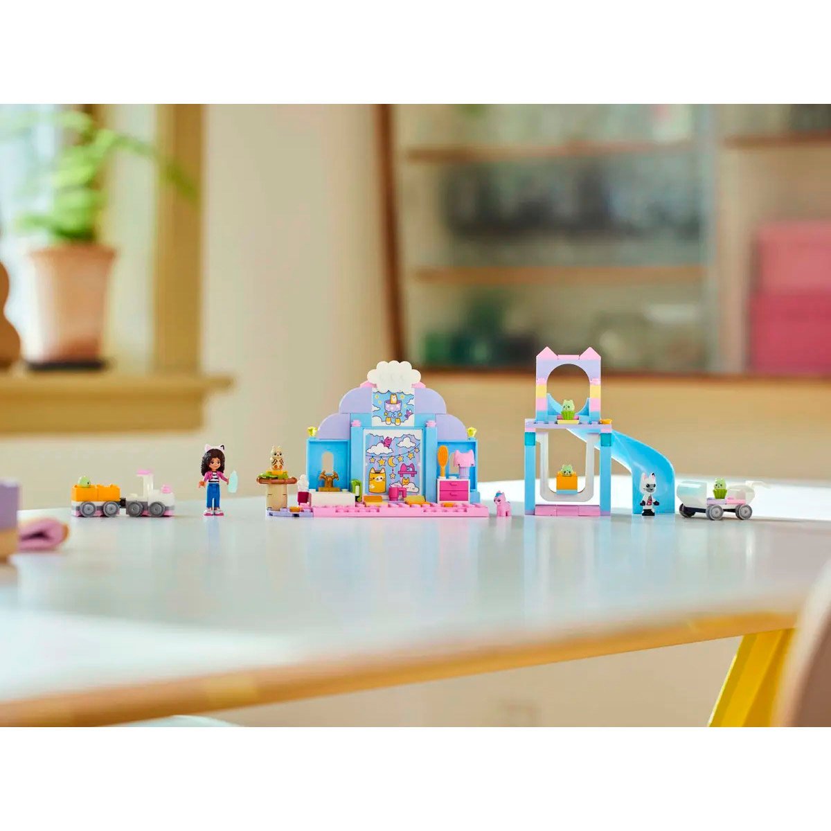 Domek dla lalek Gabby Lego 10796 Miniaturowy pokój dziecięcy dla kotów - obrazek 6