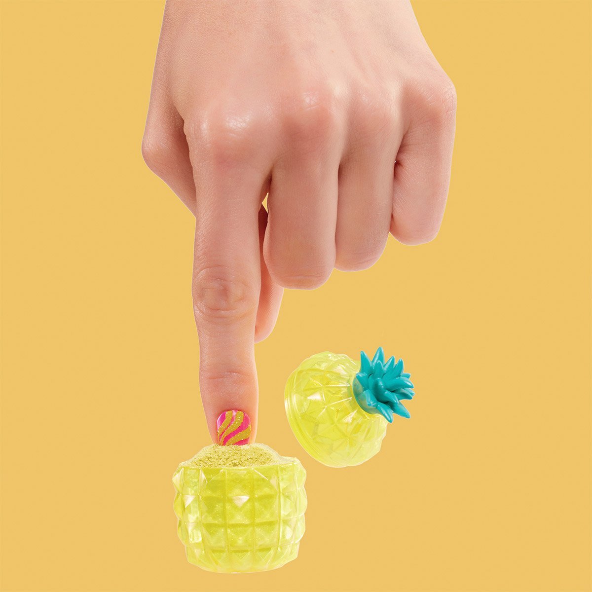 Zestaw do zabawy z lalką i akcesoriami Cha Cha OMG seria LOL Surprise 503842 - obrazek 7