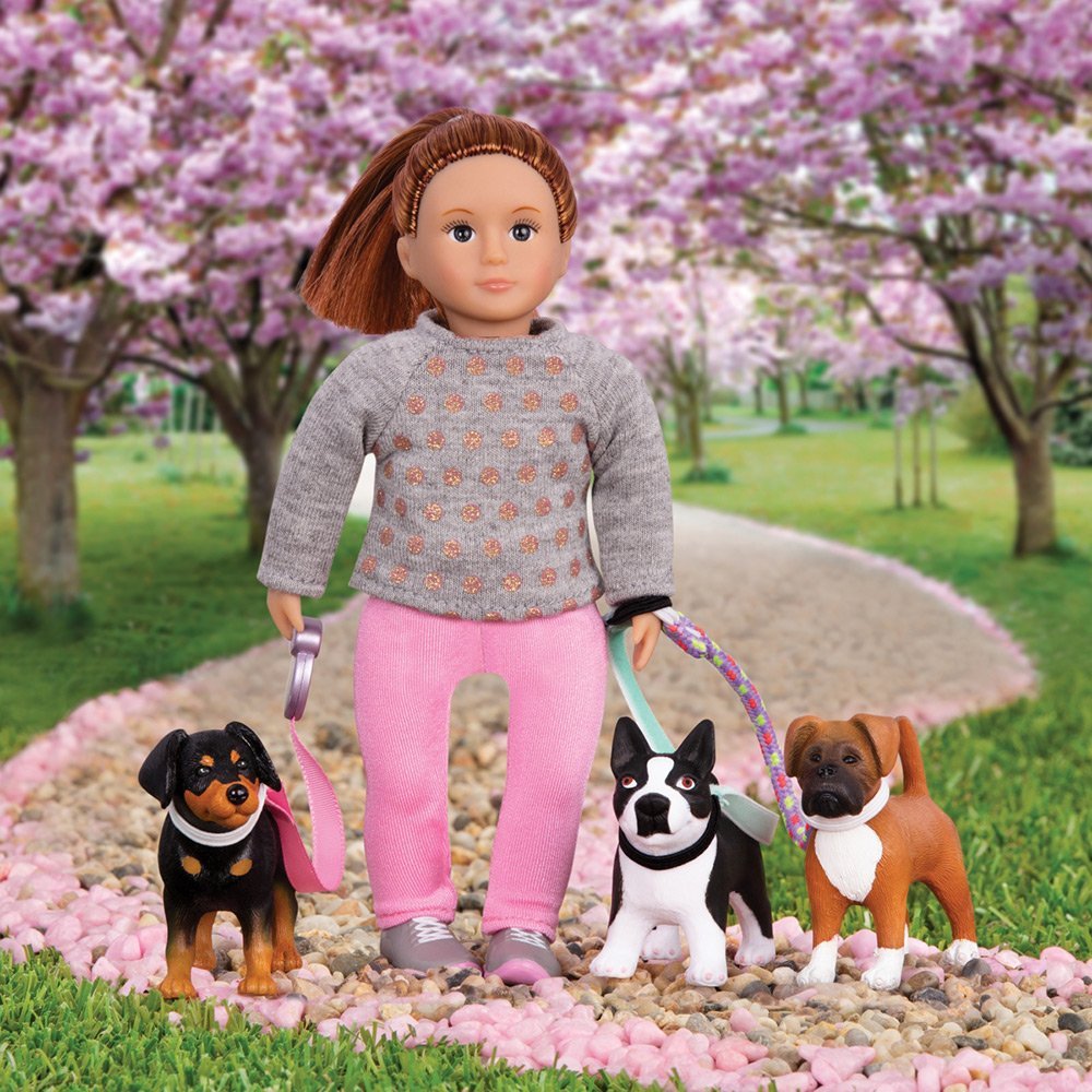 Lalka Lori 15 cm Rosalind ze smyczą dla psa LO31113Z - obrazek 2